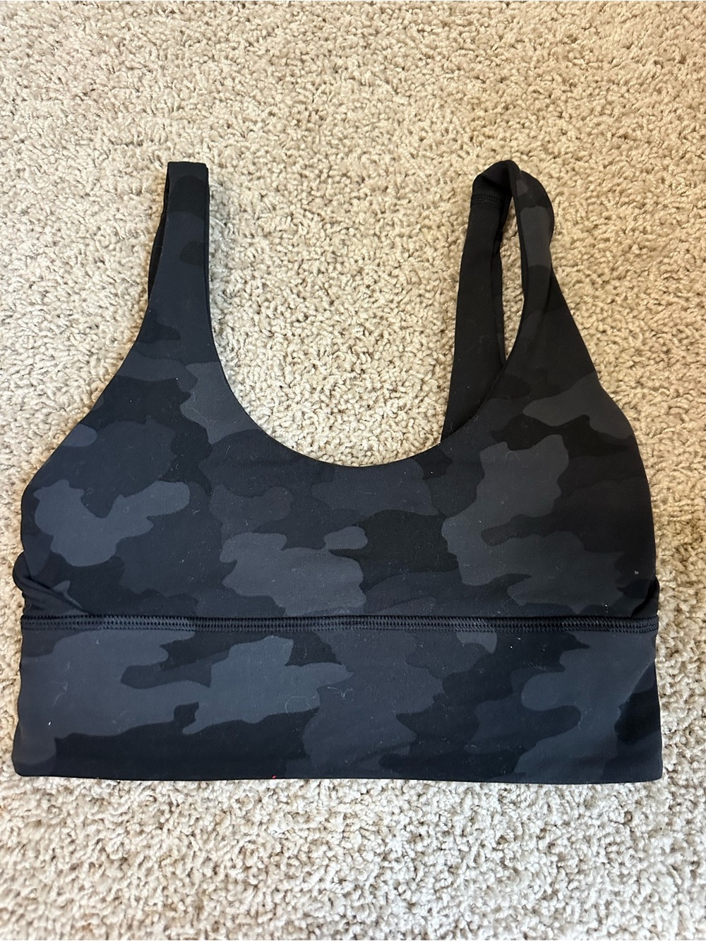 Lululemon Reversible Black Camo Women’s Sports Bra Sporty Scoop Neck